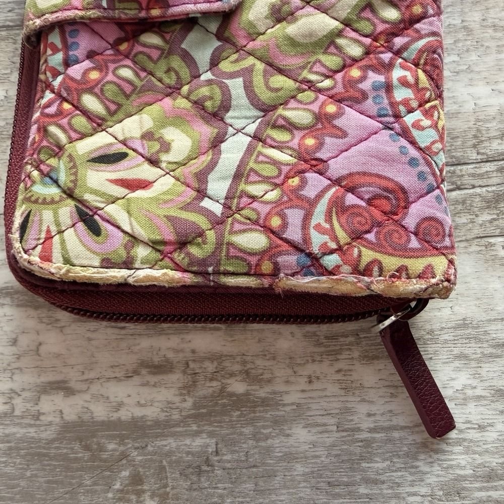 Vera Bradley RFID Turnlock Wallet in Cotton - Picture 3 of 16